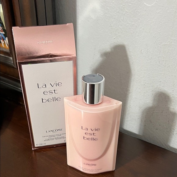 Large Lancôme La Vie Est Belle Perfumed Body Lotion - Picture 13 of 14